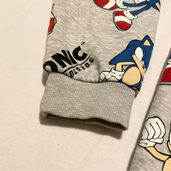 H&M Sonic the Hedgehog Sweatshirt Kids Size 8/10 - Picture 6 of 16
